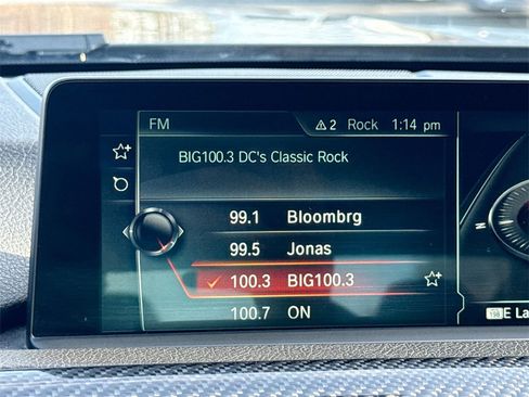 Used 2017 BMW M4 Convertible image 12