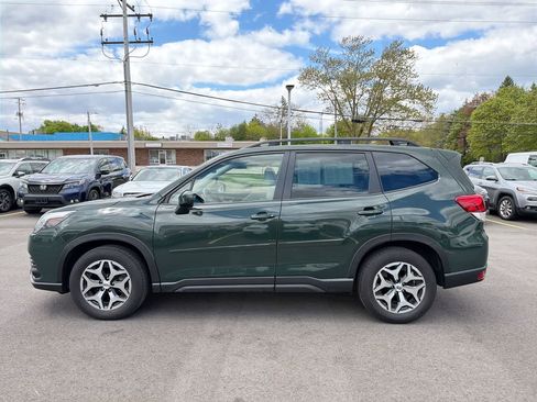 Certified 2023 Subaru Forester Premium AWD/4WD image 10
