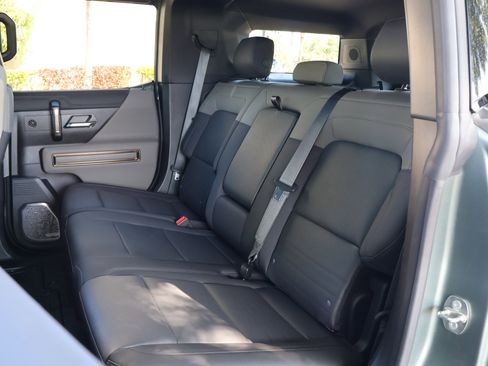 Used 2024 GMC Hummer EV 3X w/ Extreme Off-Road Package image 18