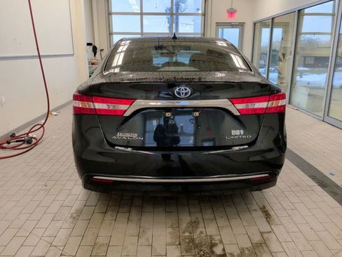 Used 2015 Toyota Avalon Limited image 13