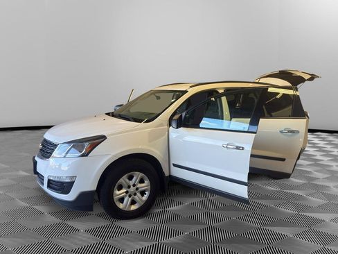 Used 2014 Chevrolet Traverse LS AWD/4WD image 11