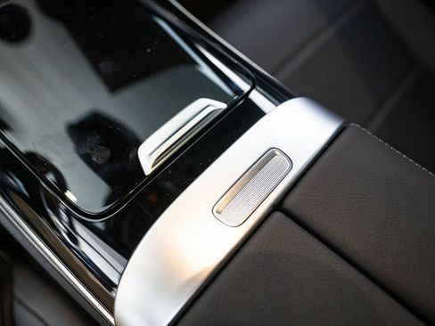 New 2026 Mercedes-Benz GLC 300 4MATIC image 24