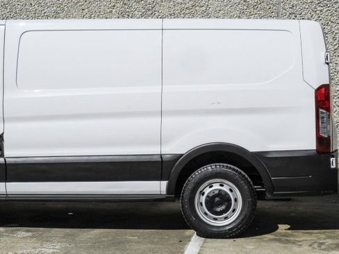 Used 2019 Ford Transit 150 130 Low Roof image 17