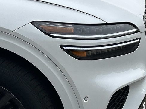 New 2027 Genesis GV70 2.5T Advanced AWD/4WD image 10