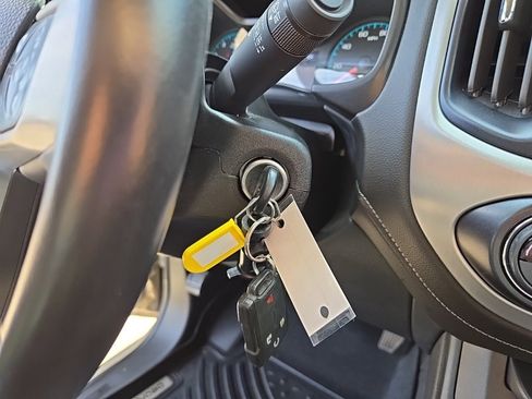 Used 2022 GMC Canyon Elevation image 24