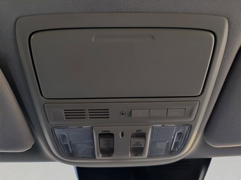 Used 2018 Honda CR-V EX-L image 31