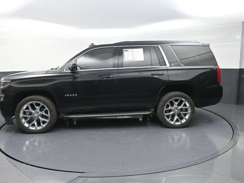 Used 2017 Chevrolet Tahoe LT w/ Luxury Package AWD/4WD image 7