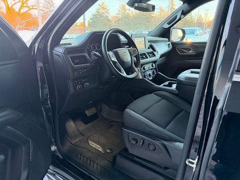 Used 2023 Chevrolet Suburban LS w/ Driver Alert Package image 7