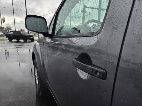 Used 2019 Nissan Frontier SV AWD/4WD image 36