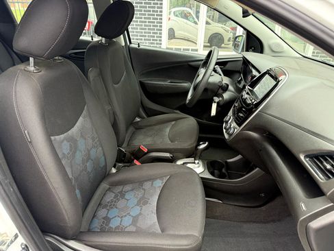 Used 2018 Chevrolet Spark LS image 22
