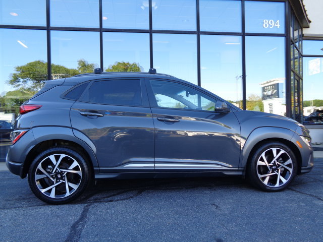 Used 2023 Hyundai Kona Limited AWD/4WD image 5