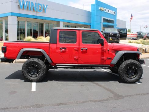 Used 2020 Jeep Gladiator Sport w/ Quick Order Package 24S AWD/4WD image 9