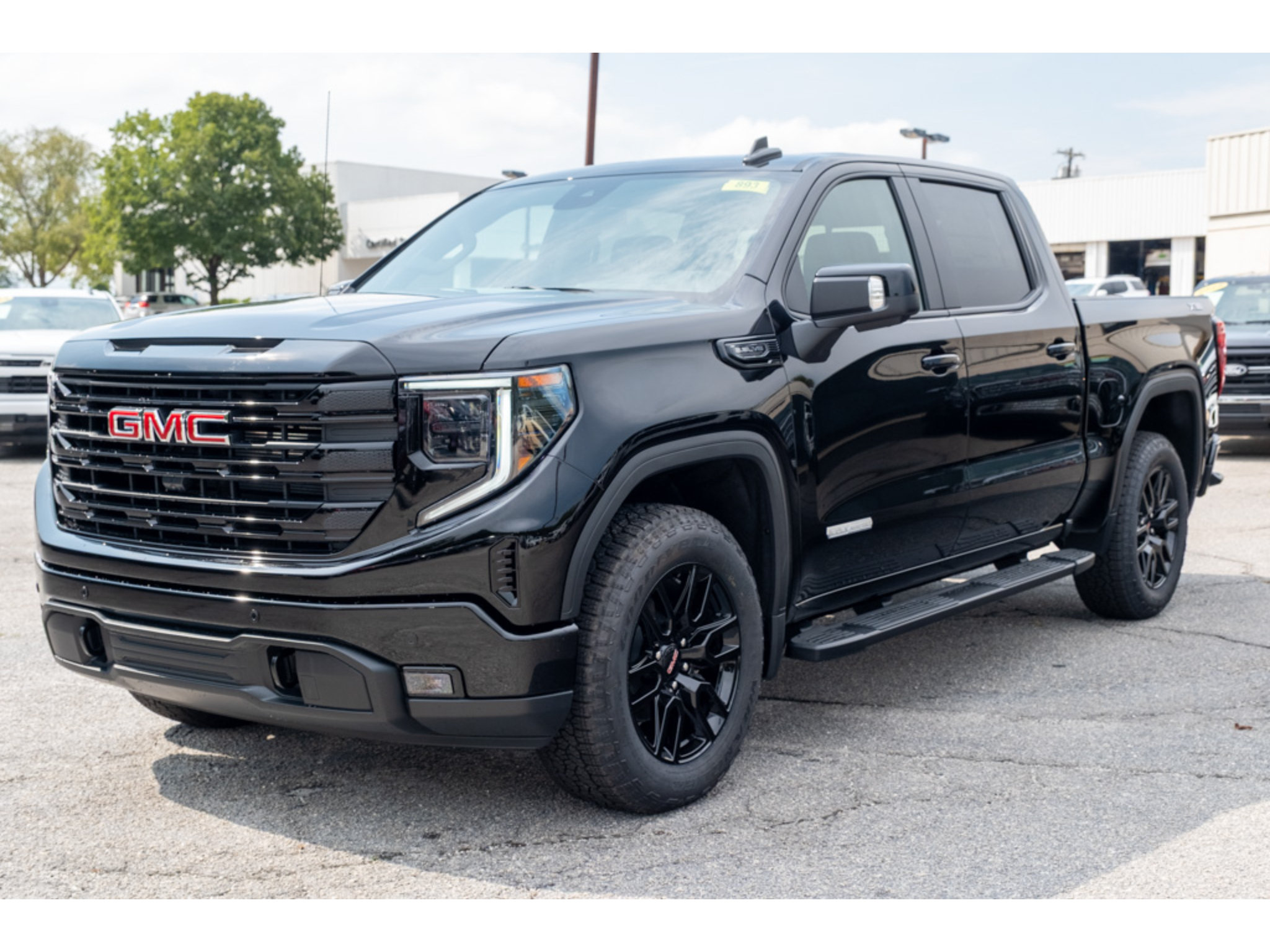 New 2026 GMC Sierra 1500 Elevation w/ Elevation Premium Package AWD/4WD image 4