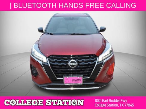 Certified 2024 Nissan Kicks SR w/ SR Premium Package FWD image 9
