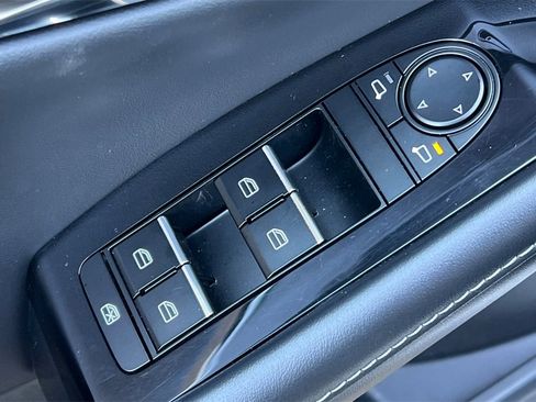 Certified 2025 MAZDA CX-30 AWD 2.5 S w/ Preferred Package image 14