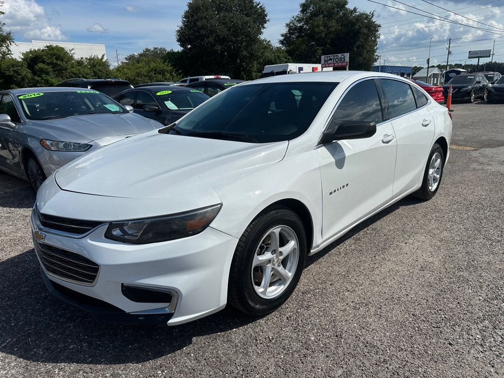 Used 2018 Chevrolet Malibu LS FWD image 1