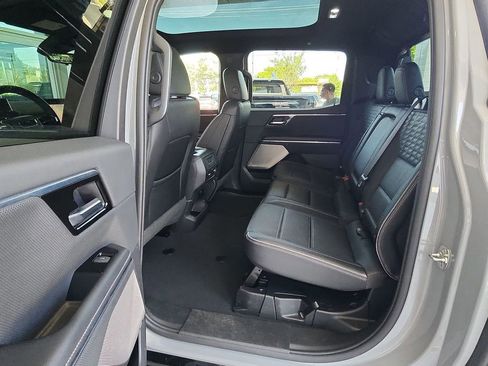 Certified 2025 GMC Sierra EV Denali image 24