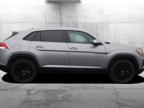 New 2026 Volkswagen Atlas Cross Sport SE image 5