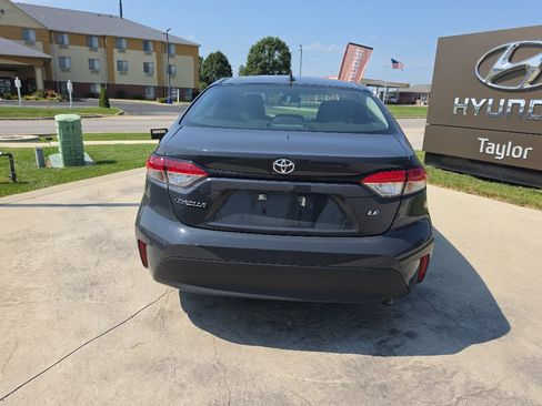 Used 2024 Toyota Corolla LE FWD image 6