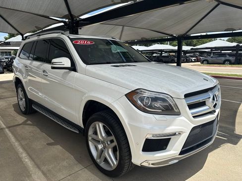 Used 2016 Mercedes-Benz GL 550 4MATIC image 6