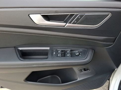 New 2026 Volkswagen Atlas Cross Sport SEL R-Line image 8