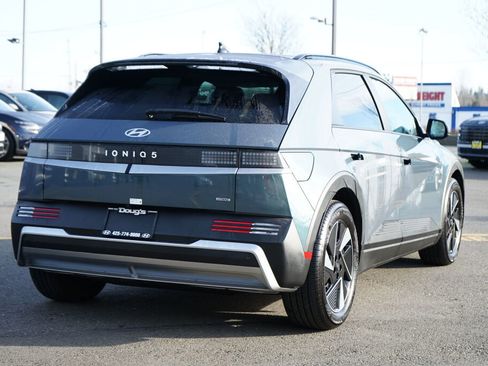 Used 2025 Hyundai Ioniq 5 SEL image 6