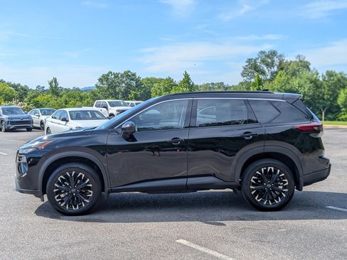 Used 2026 Nissan Rogue Dark Armor FWD image 6