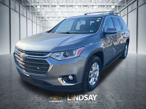 Used 2021 Chevrolet Traverse LT w/ LPO, 'HIT The Road' Package image 3