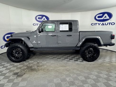 Used 2023 Jeep Gladiator Overland w/ LED Lighting Group image 6