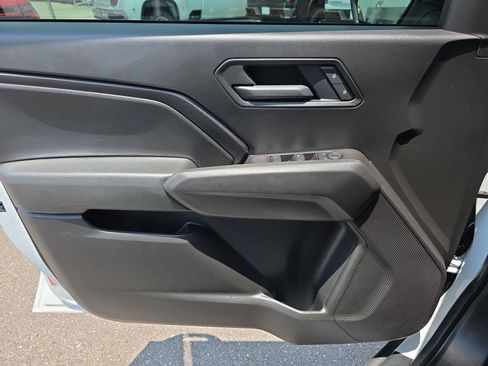 Used 2026 Chevrolet Colorado Trail Boss AWD/4WD image 18