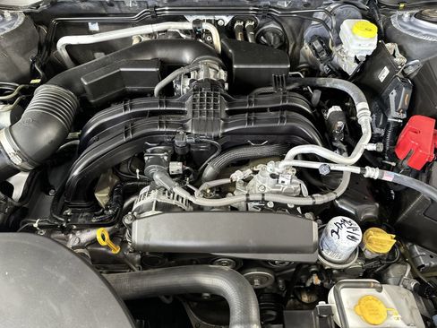 Used 2024 Subaru Outback Premium AWD/4WD image 28