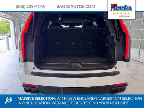 Used 2024 Cadillac Escalade Sport w/ LPO, ONYX Package AWD/4WD image 7