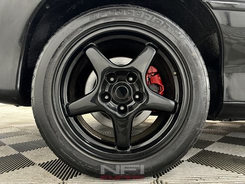 Used 2002 Chevrolet Camaro Z28 RWD image 26