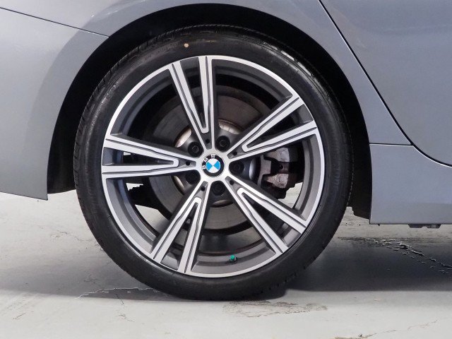 Used 2023 BMW 330i Sedan w/ Parking Assistance Package RWD image 46