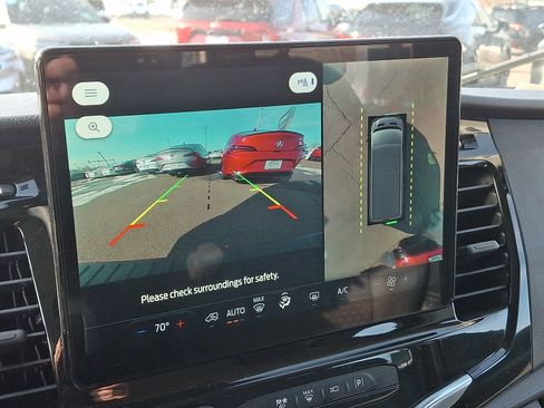 Used 2023 Ford Transit 350 XLT image 19