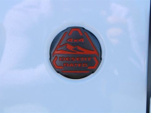 Used 2021 Jeep Gladiator Mojave AWD/4WD image 24
