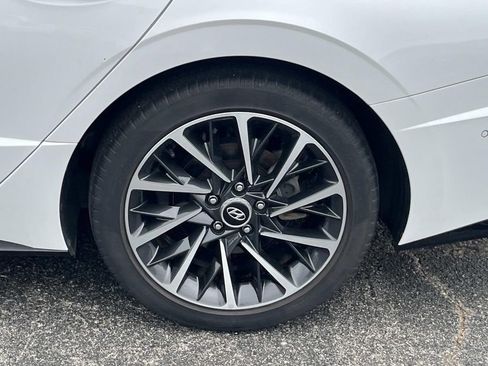 Used 2023 Hyundai Sonata Limited FWD image 11