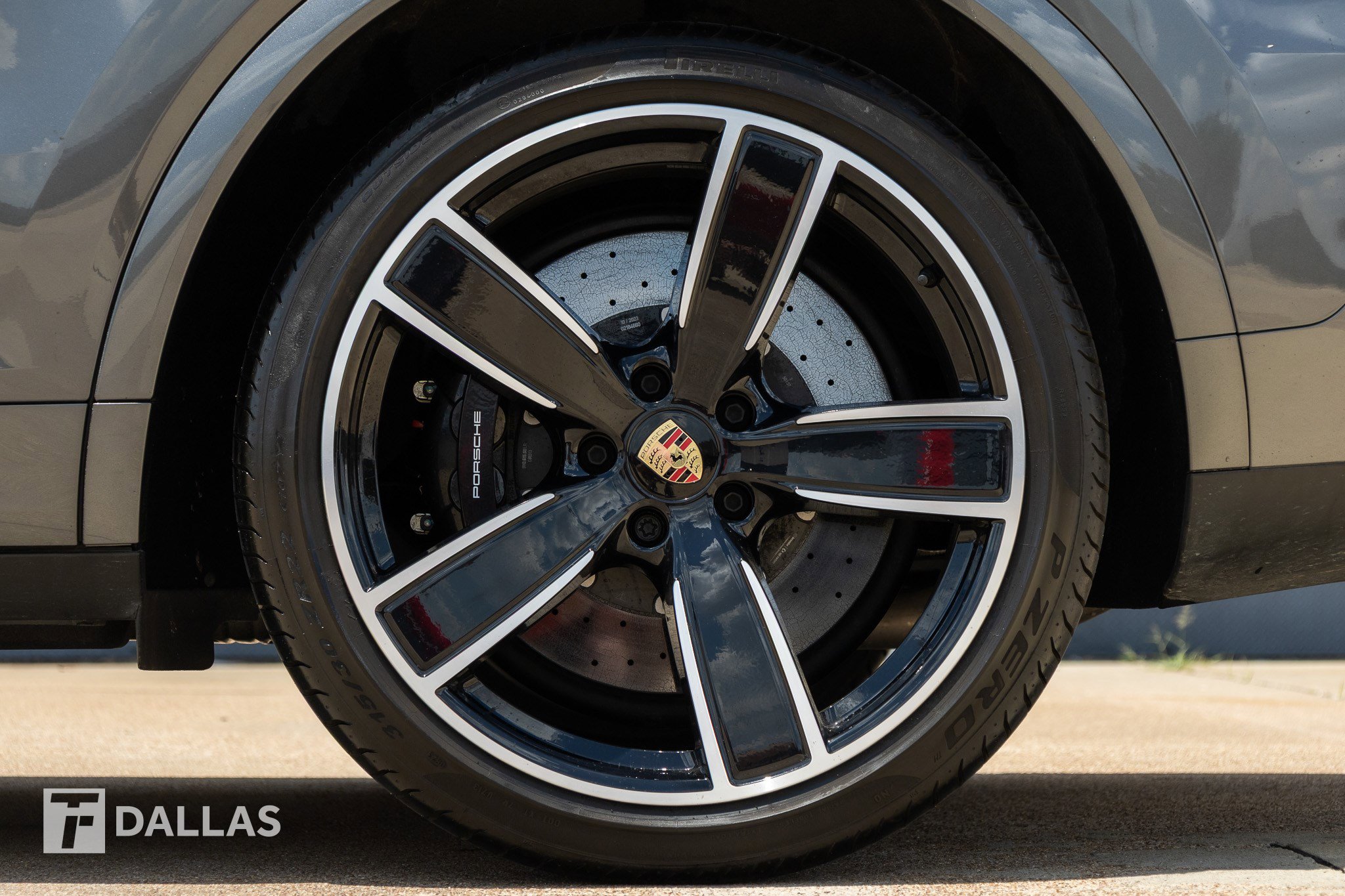 Used 2023 Porsche Cayenne Turbo S AWD/4WD image 9