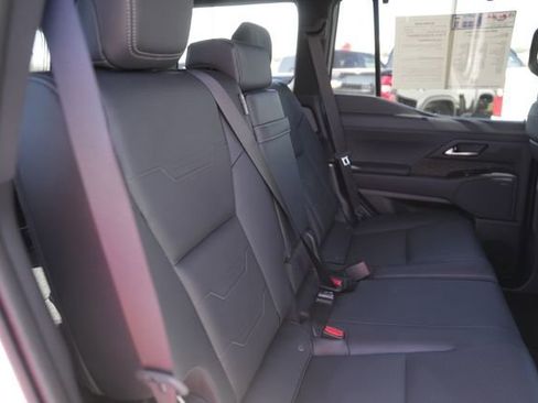 Used 2025 Lexus GX 550 w/ Cold Area Package image 17