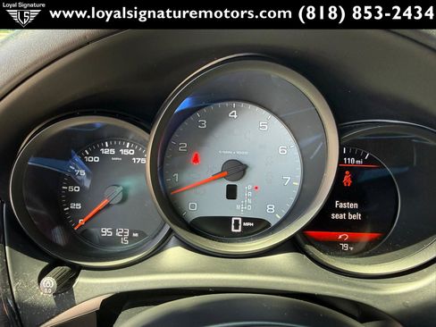 Used 2016 Porsche Macan S AWD/4WD image 25