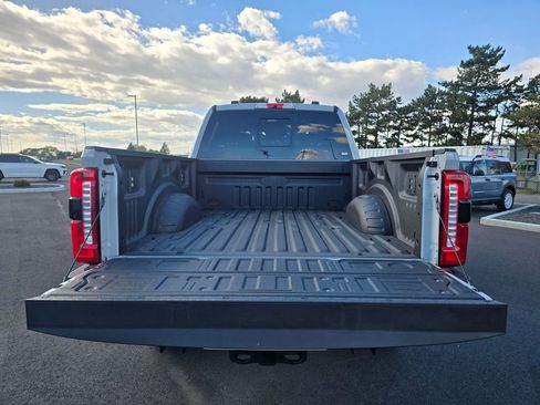 New 2026 Ford F250 XLT w/ XLT Premium Package AWD/4WD image 32