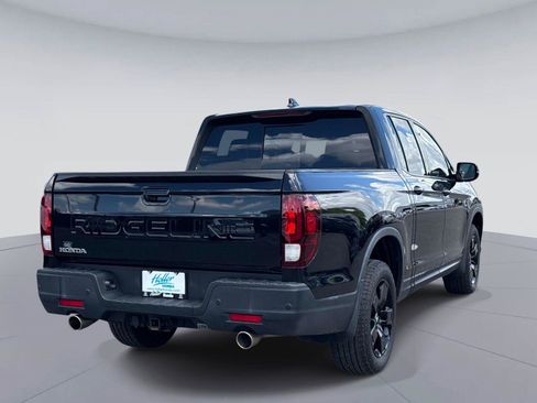 Certified 2024 Honda Ridgeline Black Edition image 4
