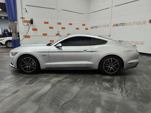 Used 2015 Ford Mustang GT Premium image 14