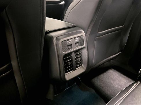 Used 2025 Ford Bronco Outer Banks image 28