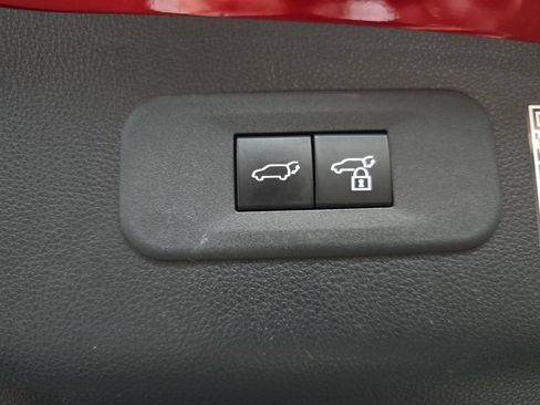 Used 2025 Toyota Crown Signia w/ Advanced Technology Package AWD/4WD image 16