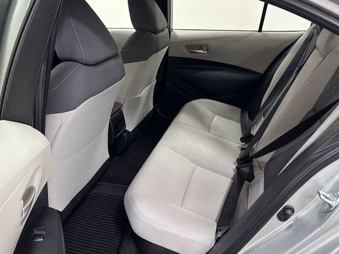 Used 2020 Toyota Corolla LE image 23