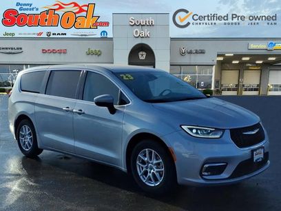 Certified 2023 Chrysler Pacifica Touring-L