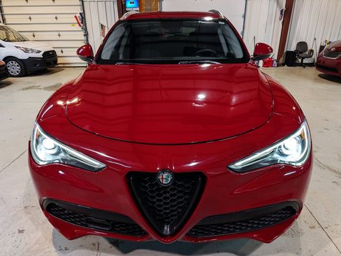 Used 2019 Alfa Romeo Stelvio AWD image 12