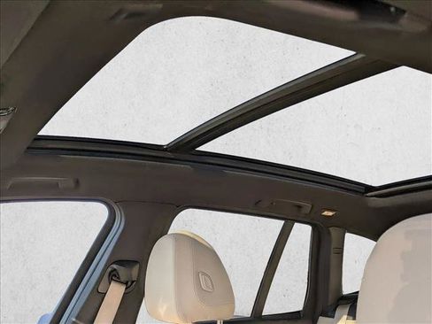 Used 2020 BMW X3 xDrive30i w/ Convenience Package image 16