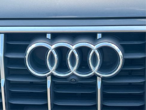 Used 2023 Audi Q7 2.0T Premium w/ Convenience Package AWD/4WD image 36